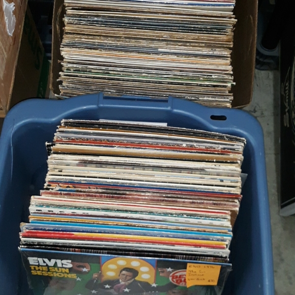 😮🎶 Vintage Vinyl 🎶😮 - Picture 4 of 10